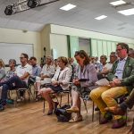 28mai22 - Velles - Le public durant les allocutions